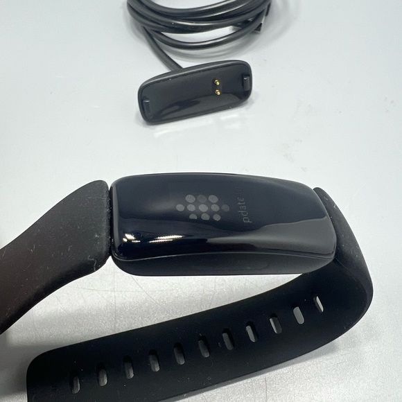 Fitbit Inspire 2 Black Fitbit & Charger Only - Picture 8 of 10